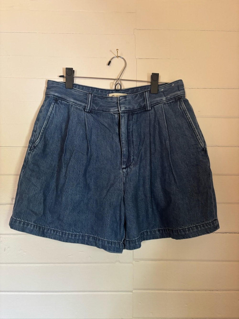 Madewell Indigo Pleated High-Rise Denim Shorts